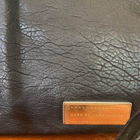 Marc by Marc Jacobs Medium Size Black Leather Purse - Picture 3 of 7